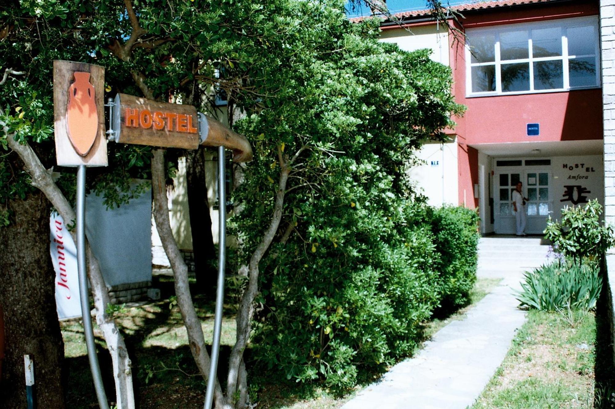 Hostel Amfora Fažana Exterior foto
