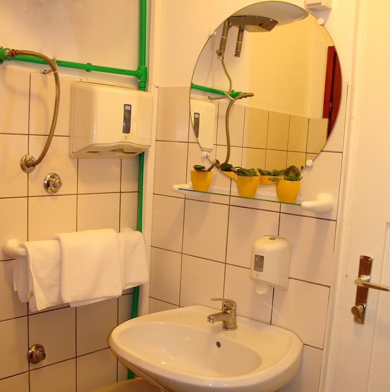 Hostel Amfora Fažana Habitación foto